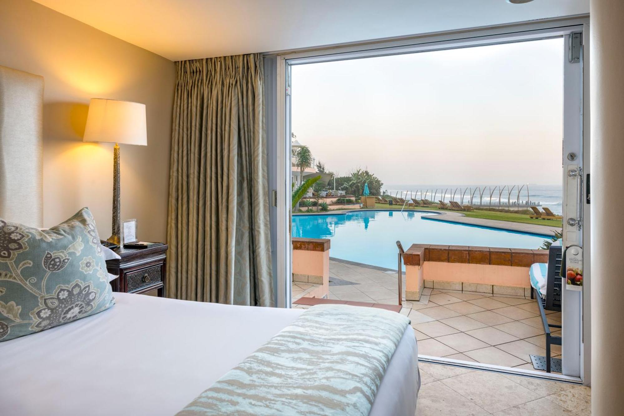 Beverly Hills Durban Luaran gambar A room at the Hilton Tel Aviv