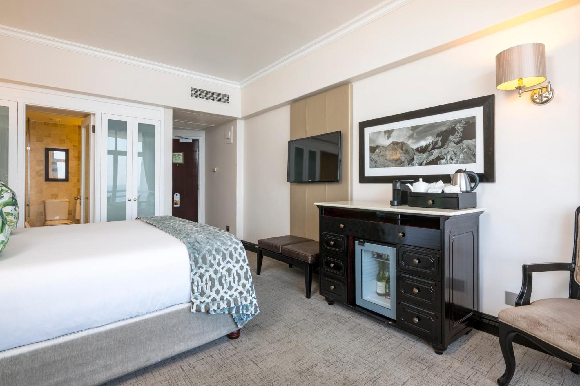 Beverly Hills Durban Luaran gambar A room at the Hilton London Paddington